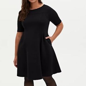 Torrid Women Plus Sz 16 Black Scuba Elbow Sleeves A-Line Knee Length Dress